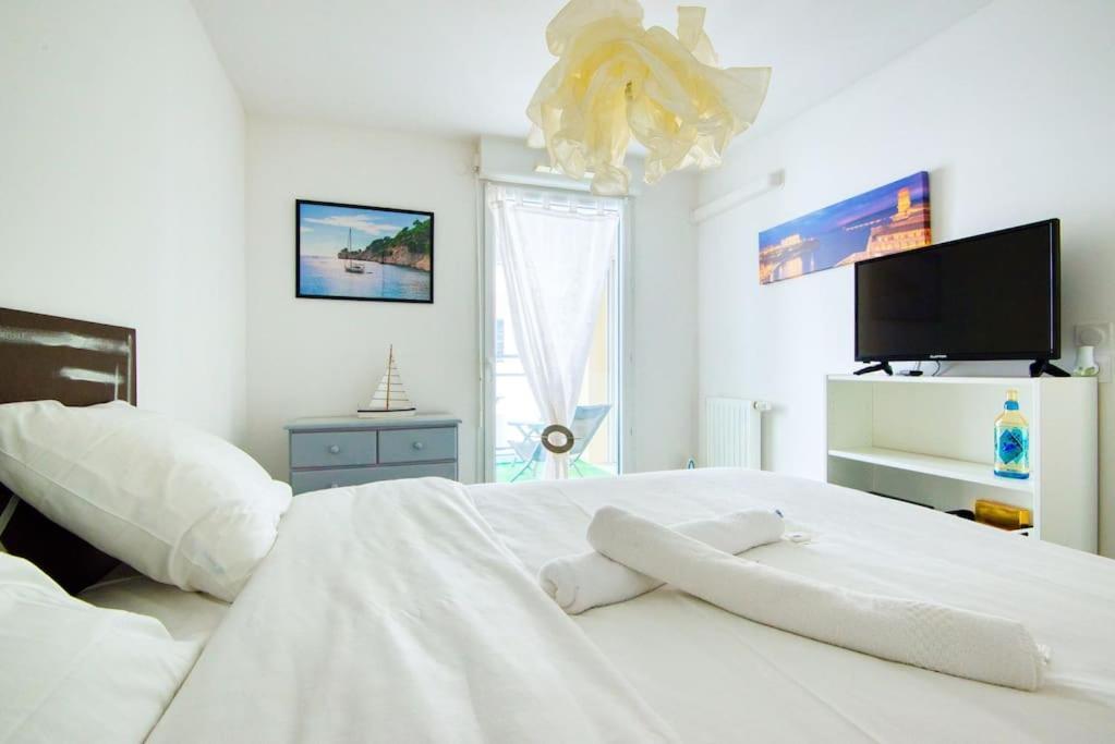Super T2 Climatise Avec Balcon A Pied Catalan Apartment